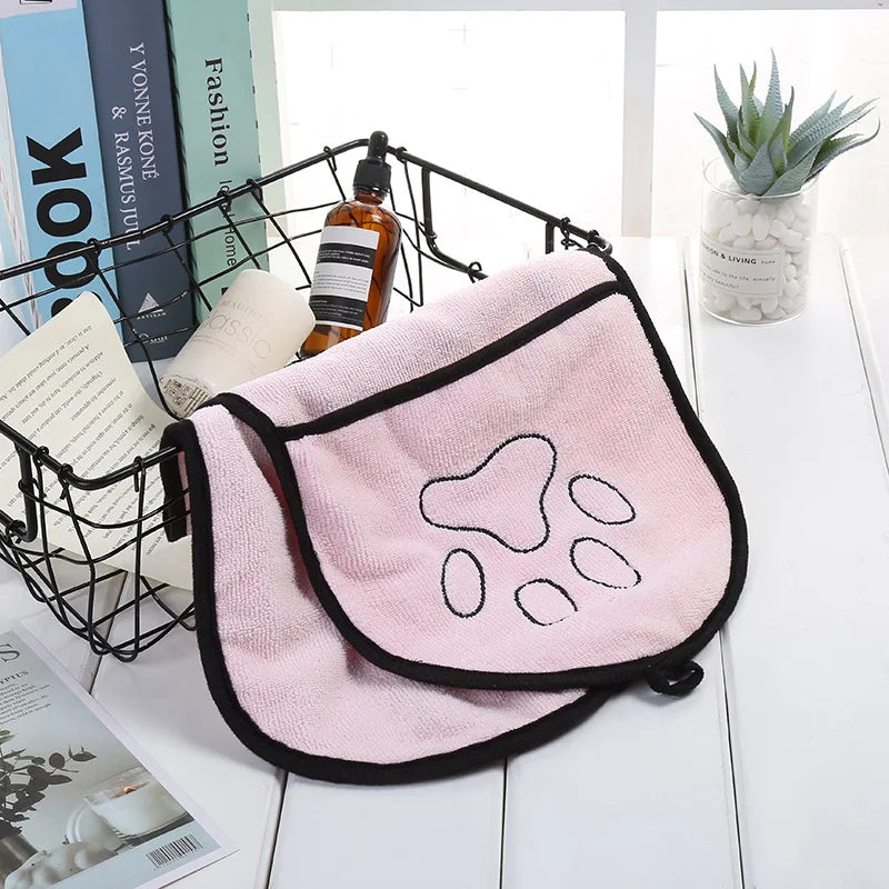 Quick-Dry Pet Bath Towel – Soft Absorbent Robe for Dogs & Cats