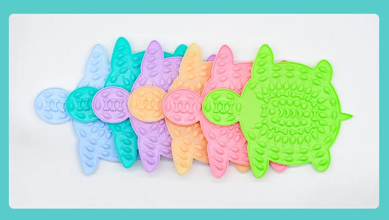 Slow Feeder Bowl with Suction Cup – Small Silicone Food Mat for Cats & Pets Under 3kg