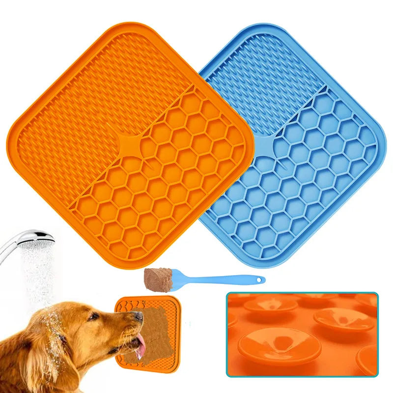 Slow Feeder Bowl with Suction Cup – Small Silicone Food Mat for Cats & Pets Under 3kg