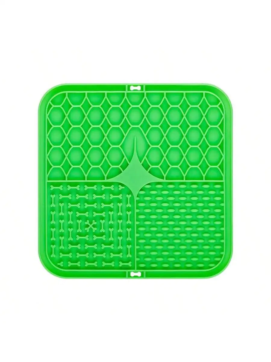 Silicone Pet Licking Pad – Suction Slow Feeder Plate for Dogs & Cats